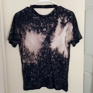 Distressed open-back tee